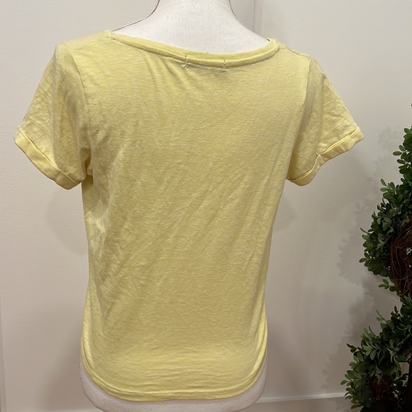 Yellow Cotton On tshirt MEDIUM - Picture 4 of 5
